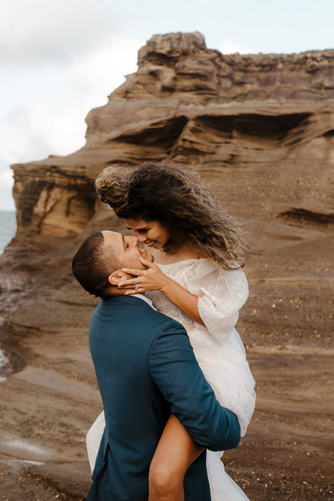 rachel christopherson photography-rachelchrisophersonphotos.com-how to elope in Hawaii-how to elope on Oahu, How to elope on Kauai-How to elope on Maui-Hawaii wedding-Hawaii Elopement-Kauai Elopement-Maui Elopement-Beach Elopement-How to Elope-Hawaii Photographer-Oahu Photographer-Kauai Photographer-Maui Photographer-Hawaii Elopement Photography-Oahu Elopement Photography-Kauai Elopement Photography-Maui Elopement Photography