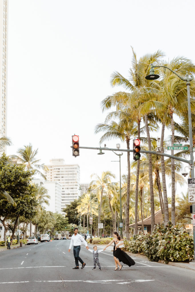 oahu family photos -  hawaii family photos - waikiki family photos - vintage family photoshoot - oahu photographer - hawaii photographer - waikiki photographer - city family photos - adorable family photos - rachelchristophersonphotos