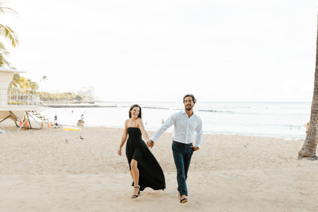 oahu family photos -  hawaii family photos - waikiki family photos - vintage family photoshoot - oahu photographer - hawaii photographer - waikiki photographer - city family photos - adorable family photos - rachelchristophersonphotos