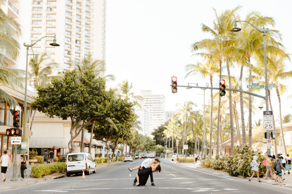 oahu family photos -  hawaii family photos - waikiki family photos - vintage family photoshoot - oahu photographer - hawaii photographer - waikiki photographer - city family photos - adorable family photos - rachelchristophersonphotos