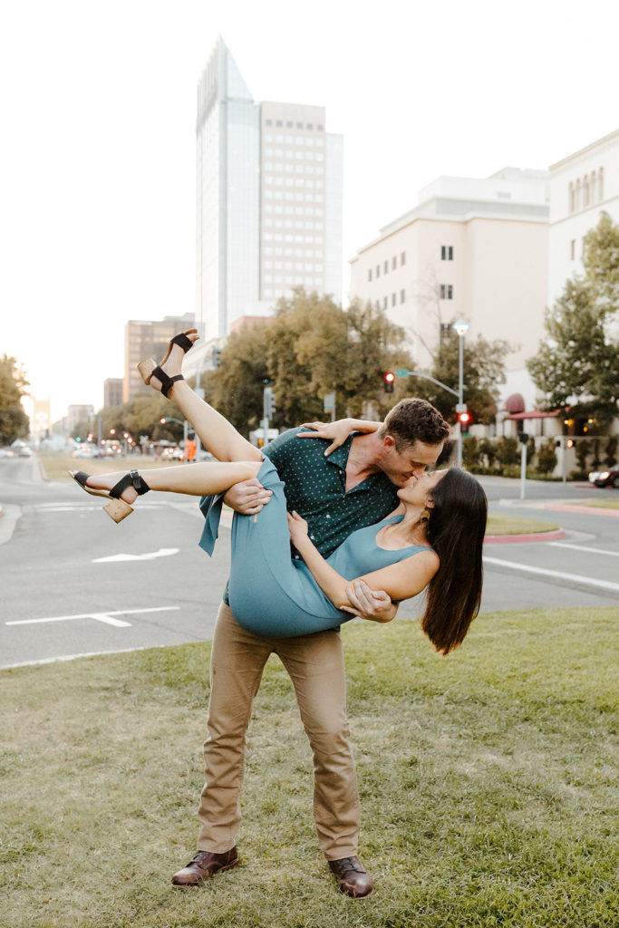 rachel christopherson photos - what to where to engagement photos - engagement photo outfits  - sacramento capitol park engagement photos - sacramento engagement photos - city engagement photos - park engagement photos - sacramento engagement photographer 