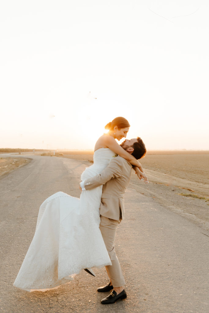 rachelchristophersonphotography-northern califorrnia wedding-traditional wedding-nor cal wedding-traditional ceremony-northern california wedding photographer-sacramento wedding-sacramento wedding photographer-ranch wedding-golden hour-lacey wedding dress-beige grooms suit-long train veil-bridal veil