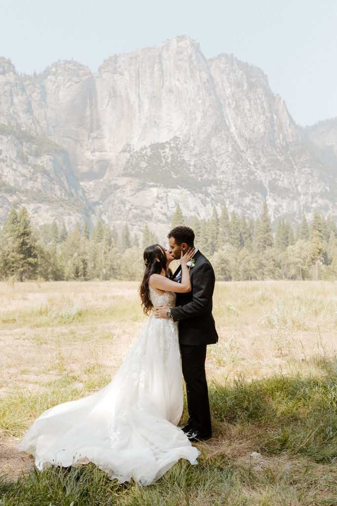 rachel christopherson photography-when to book a wedding photographer-wedding planning-wedding photos-wedding photography-wedding tips-wedding invites-wedding save the dates