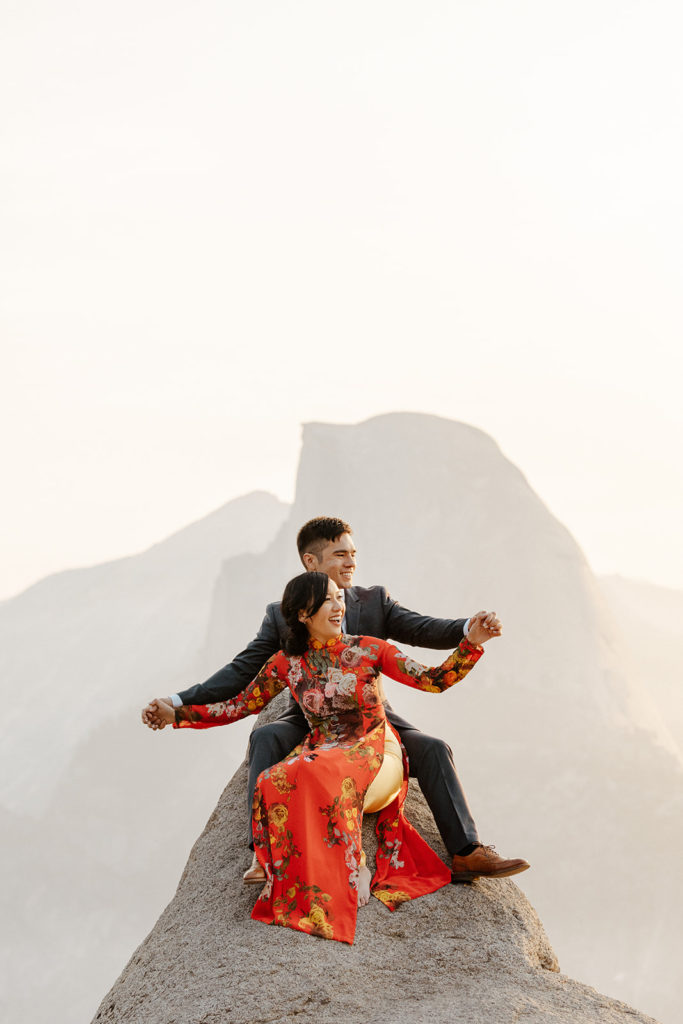Rachel Christopherson Photography-Yosemite Engagement Photos-Yosemite-Taft Point Engagement Photos-Taft Point-Glacier Point Engagement Photos-Northern California-NorCal-Northern California Engagement Photographer-Adventurous Couple-Engaged Couple-Sunrise Engagement Photos