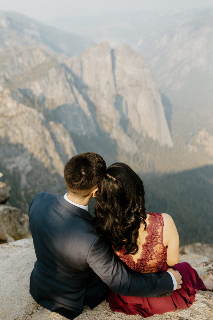 Rachel Christopherson Photography-Yosemite Engagement Photos-Yosemite-Taft Point Engagement Photos-Taft Point-Glacier Point Engagement Photos-Northern California-NorCal-Northern California Engagement Photographer-Adventurous Couple-Engaged Couple-Sunrise Engagement Photos