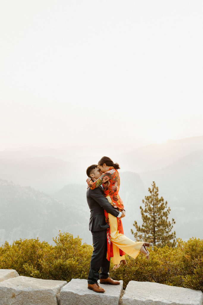 Rachel Christopherson Photography-Yosemite Engagement Photos-Yosemite-Taft Point Engagement Photos-Taft Point-Glacier Point Engagement Photos-Northern California-NorCal-Northern California Engagement Photographer-Adventurous Couple-Engaged Couple-Sunrise Engagement Photos