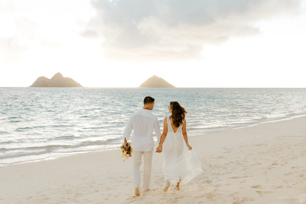 Rachel Christopherson Photograohy - Oahu elopement photographer, Kauai elopement photographer, Maui elopement photographer, beach elopement, tropical elopement, boho elopement. Hawaii Elopement, Hawaii Elopement Photographer, Hawaii Elopement Photographer, Sacramento Elopement Photographer
