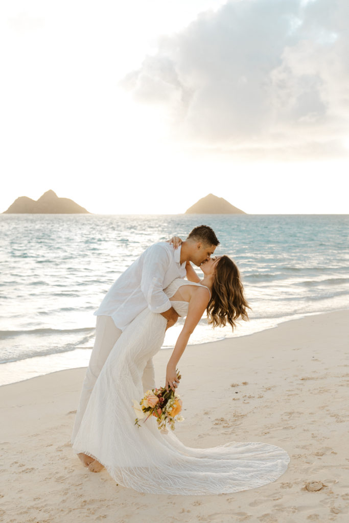 Rachel Christopherson Photograohy - Oahu elopement photographer, Kauai elopement photographer, Maui elopement photographer, beach elopement, tropical elopement, boho elopement. Hawaii Elopement, Hawaii Elopement Photographer, Hawaii Elopement Photographer, Sacramento Elopement Photographer
