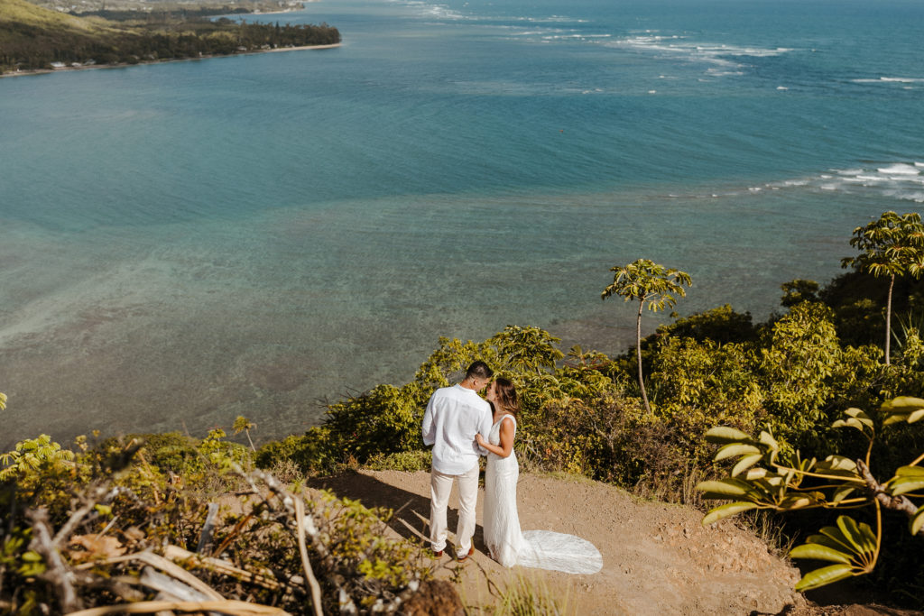 Rachel Christopherson Photograohy - Oahu elopement photographer, Kauai elopement photographer, Maui elopement photographer, beach elopement, tropical elopement, boho elopement. Hawaii Elopement, Hawaii Elopement Photographer, Hawaii Elopement Photographer, hoomaluhia botanical gardens, Sacramento Elopement Photographer