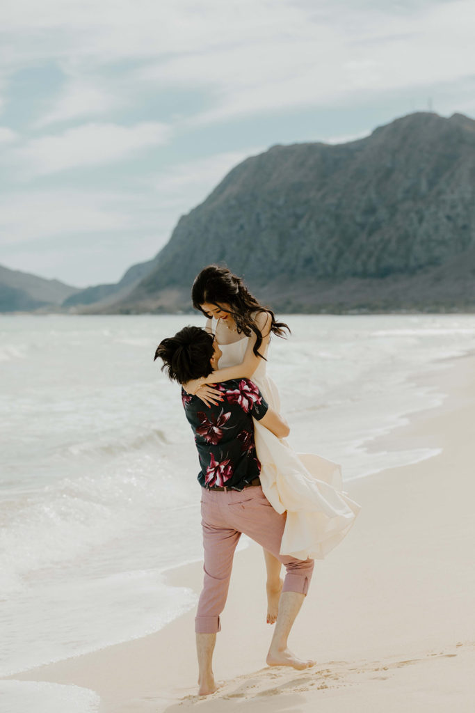 Rachel Christopherson Photography - Oahu elopement, oahu wedding, hawaii elopement, hawaii wedding, waikiki elopement, moana falls elopement, oahu forest elopement, Waimanalo beach wedding, Waimanalo elopement, what to wear for beach elopement, beach wedding, beach elopement, oahu wedding photographer, oahu wedding photography, hawaii wedding photographer, hawaii wedding photography, hawaii elopement photographer, oahu elopement photographer