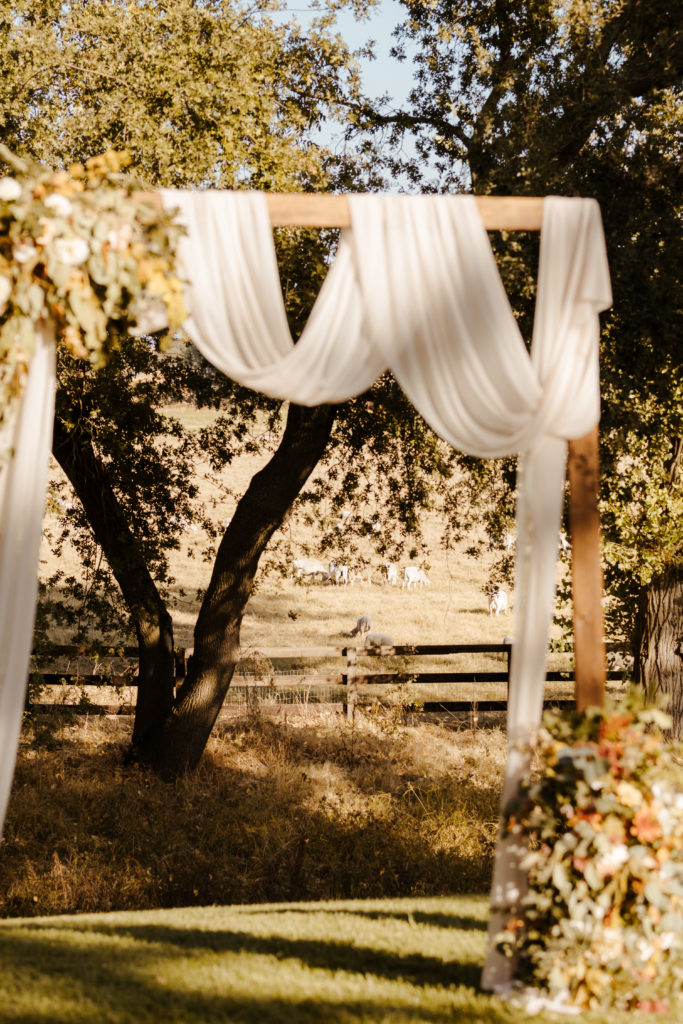 Rachel Christopherson Photography - rustic wedding venue, barn wedding, barn wedding reception, northern california, northern california wedding, northern california wedding photographer, sacramento wedding venues, sacramento wedding, sacramento wedding photographer, sacramento wedding photos, sacramento wedding photography, golden hour wedding photos, modern barn wedding, classy barn wedding, elegant barn wedding, wedding details, wedding ceremony details, wedding reception details