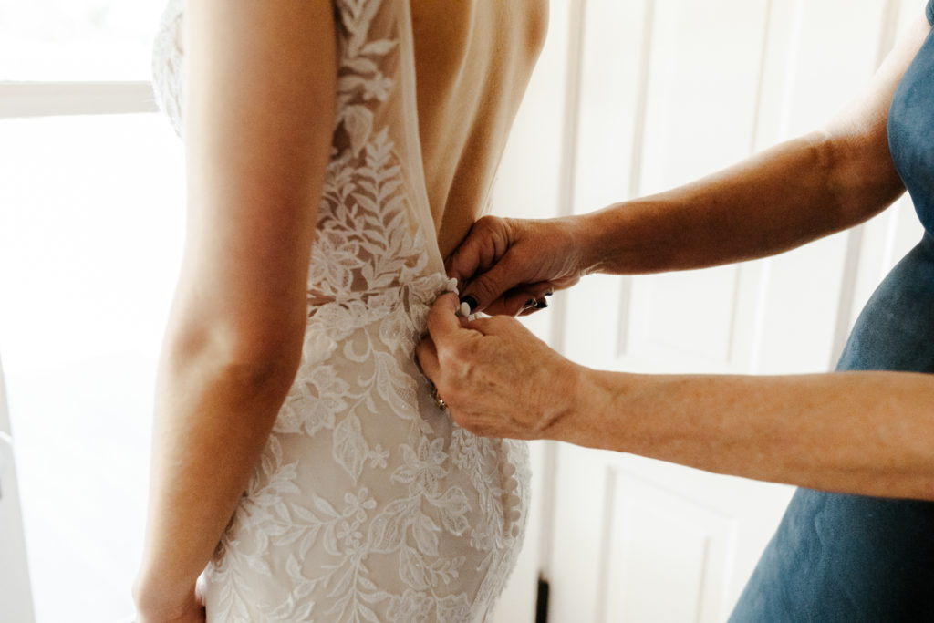 Rachel Christopherson Photography - rustic wedding venue, barn wedding, barn wedding reception, northern california, northern california wedding, northern california wedding photographer, sacramento wedding venues, sacramento wedding, sacramento wedding photographer, sacramento wedding photos, sacramento wedding photography, modern barn wedding, classy barn wedding, elegant barn wedding, bride getting ready photos, getting ready photos, bridal photos, lace wedding dress, low back wedding dress, open back wedding dress