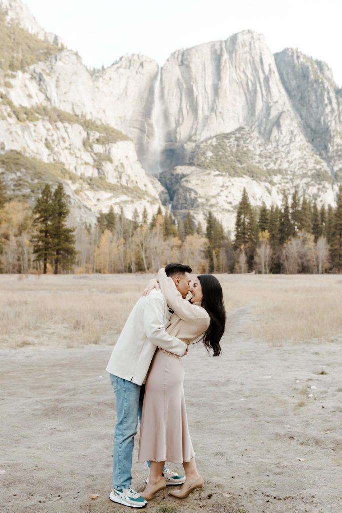 Rachel Christopherson Photography - yosemite falls, yosemite falls engagement photos, yosemite valley, yosemite valley engagement photos, what to wear for engagement photos, neutral engagement outfits, yosemite engagement photographer, , yosemite engagement photography, engagement photographer, engagement photography, engaged couples, yosemite engagement session, yosemite engagement, engagement photo advice, photographer advice, engaged couple advice, engagement session advice, mountain engagement photos, engagement session outfits, engagement photo inspiration, engagement session inspiration