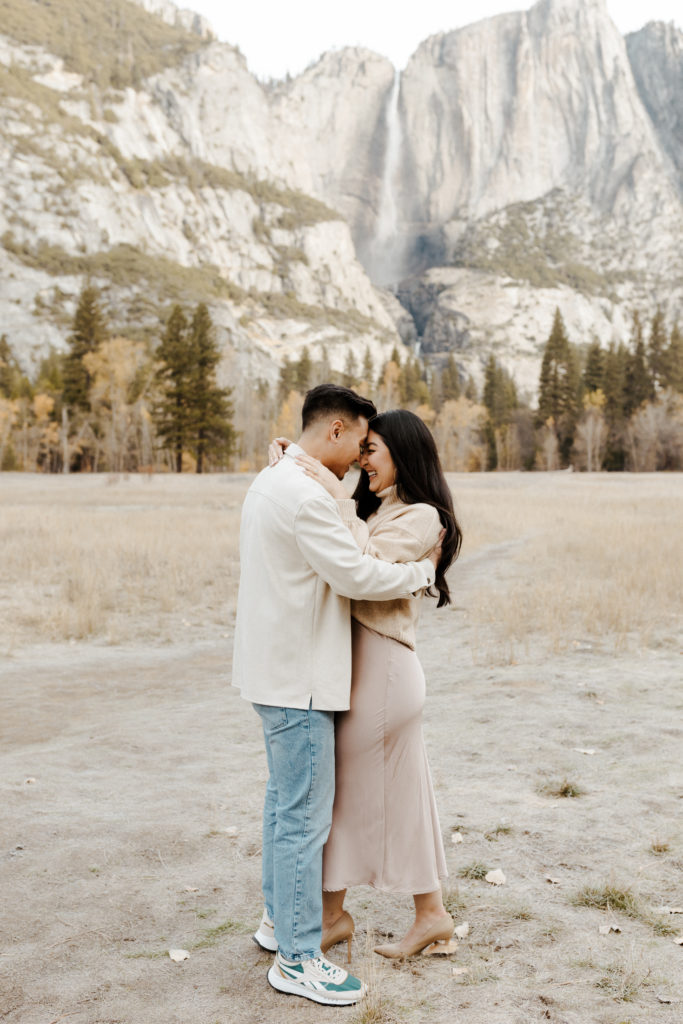 Rachel Christopherson Photography - yosemite falls, yosemite falls engagement photos, yosemite valley, yosemite valley engagement photos, what to wear for engagement photos, neutral engagement outfits, yosemite engagement photographer, , yosemite engagement photography, engagement photographer, engagement photography, engaged couples, yosemite engagement session, yosemite engagement, engagement photo advice, photographer advice, engaged couple advice, engagement session advice, mountain engagement photos, engagement session outfits, engagement photo inspiration, engagement session inspiration