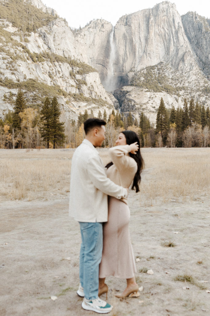 Rachel Christopherson Photography - yosemite falls, yosemite falls engagement photos, yosemite valley, yosemite valley engagement photos, what to wear for engagement photos, neutral engagement outfits, yosemite engagement photographer, , yosemite engagement photography, engagement photographer, engagement photography, engaged couples, yosemite engagement session, yosemite engagement, engagement photo advice, photographer advice, engaged couple advice, engagement session advice, mountain engagement photos, engagement session outfits, engagement photo inspiration, engagement session inspiration