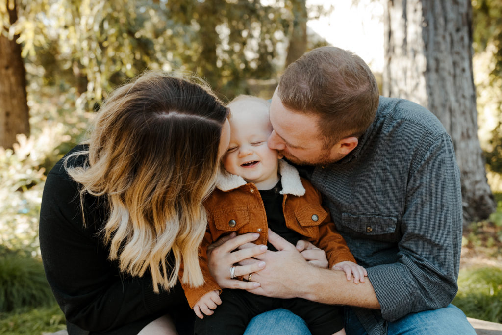 Rachel Christopherson Photography - Sacramento family photographer, sacramento family photography, sacramento family photos, family photos, family photoshoot, family photo poses, what to wear for family photos, family photo ideas, family photographer, family photography