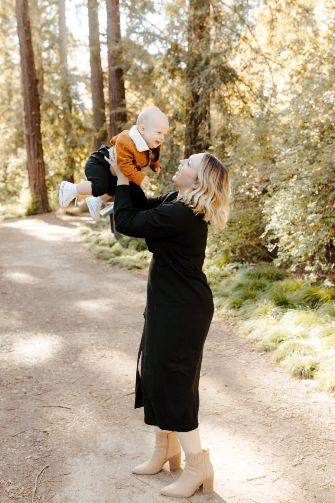 Rachel Christopherson Photography - Sacramento family photographer, sacramento family photography, sacramento family photos, family photos, family photoshoot, family photo poses, what to wear for family photos, family photo ideas, family photographer, family photography