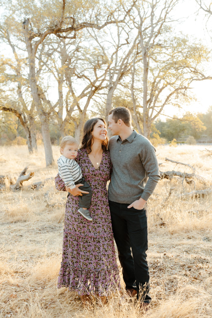 Rachel Christopherson Photography - Sacramento family photographer, sacramento family photography, sacramento family photos, family photos, family photoshoot, family photo poses, what to wear for family photos, family photo ideas, family photographer, family photography