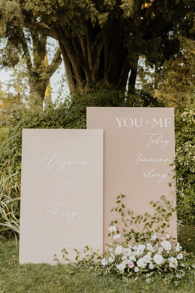 Rachel C Photography - blush pink wedding signs, wedding details