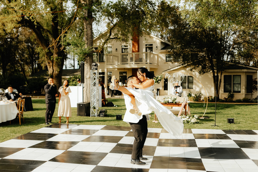 Bride and groom portraits from Sacramento wedding at Le Reve Estate