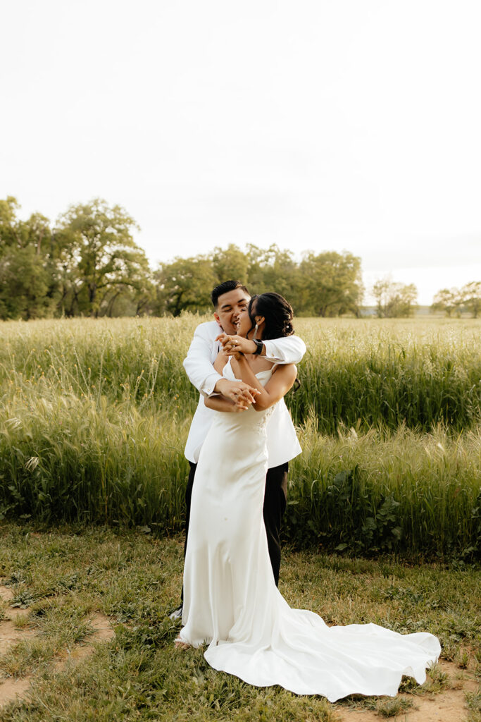 Bride and groom portraits from Sacramento wedding at Le Reve Estate
