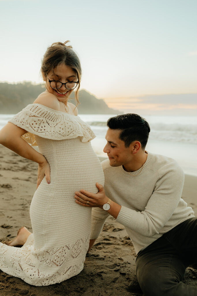 Couples maternity pictures on Bakers Beach in San Francisco, California