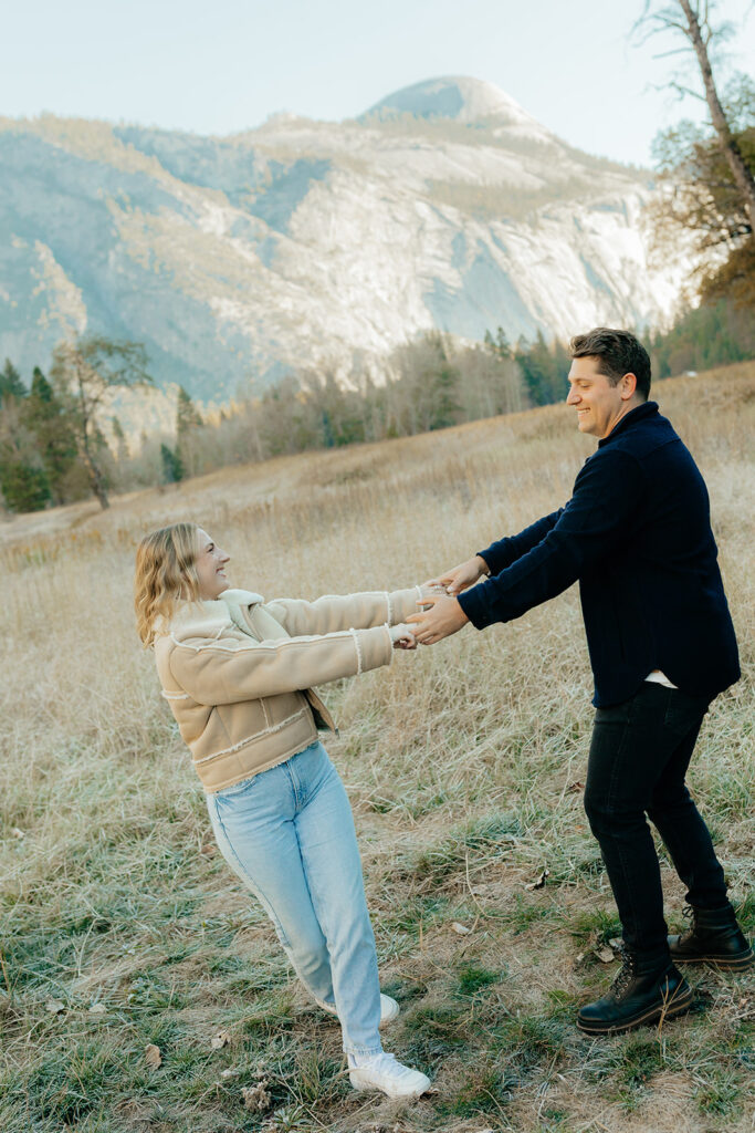 Couples mountain engagement photos in Yosemite National Park