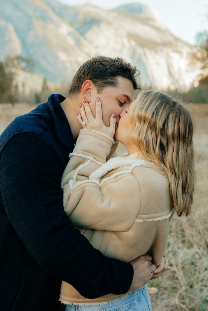 Couples mountain engagement photos in Yosemite National Park