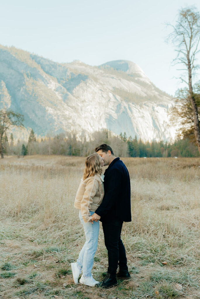 Couples mountain engagement photos in Yosemite National Park