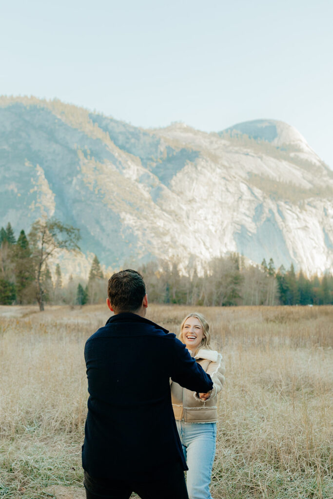 Couples mountain engagement photos in Yosemite National Park