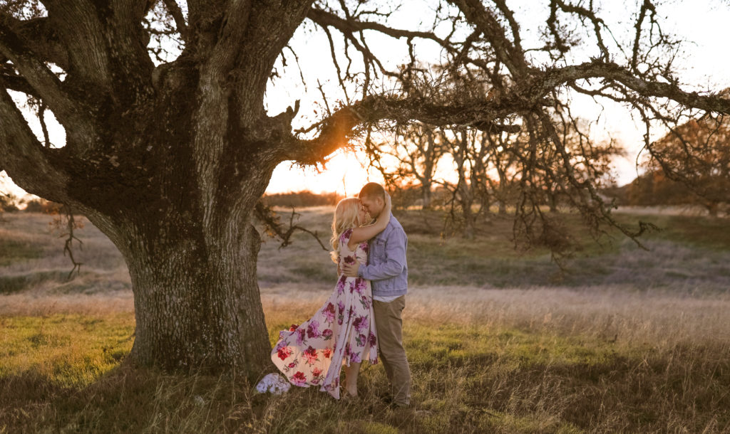 Rachel Christopherson Sacramento California Engagement Close Up Sunset Field tree