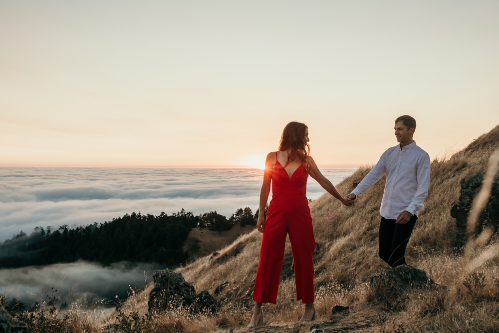 Muir Woods engagement photos, Mount Tamalpais engagement photos, best Bay Area outdoors engagement session locations, California mountains engagement photos, Mount Tamalpais above the clouds engagement photos, Bay Area engagement photographer, Bay Area couples photographer, San Francisco outdoors engagement photos, Muir Woods photoshoot, outdoorsy engagement photos, engagement photos outfit inspo, California engagement session dream locatio,n Rachel Christopherson photography 