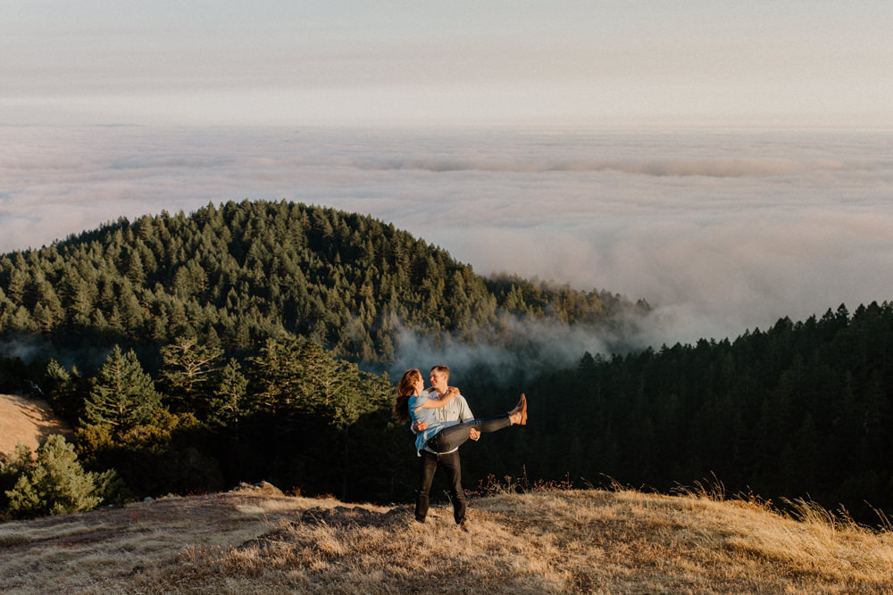 Muir Woods engagement photos, Mount Tamalpais engagement photos, best Bay Area outdoors engagement session locations, California mountains engagement photos, Mount Tamalpais above the clouds engagement photos, Bay Area engagement photographer, Bay Area couples photographer, San Francisco outdoors engagement photos, Muir Woods photoshoot, outdoorsy engagement photos, engagement photos outfit inspo, California engagement session dream locatio,n Rachel Christopherson photography 