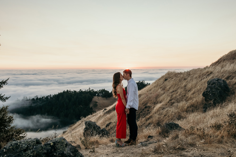 Muir Woods engagement photos, Mount Tamalpais engagement photos, best Bay Area outdoors engagement session locations, California mountains engagement photos, Mount Tamalpais above the clouds engagement photos, Bay Area engagement photographer, Bay Area couples photographer, San Francisco outdoors engagement photos, Muir Woods photoshoot, outdoorsy engagement photos, engagement photos outfit inspo, California engagement session dream locatio,n Rachel Christopherson photography 