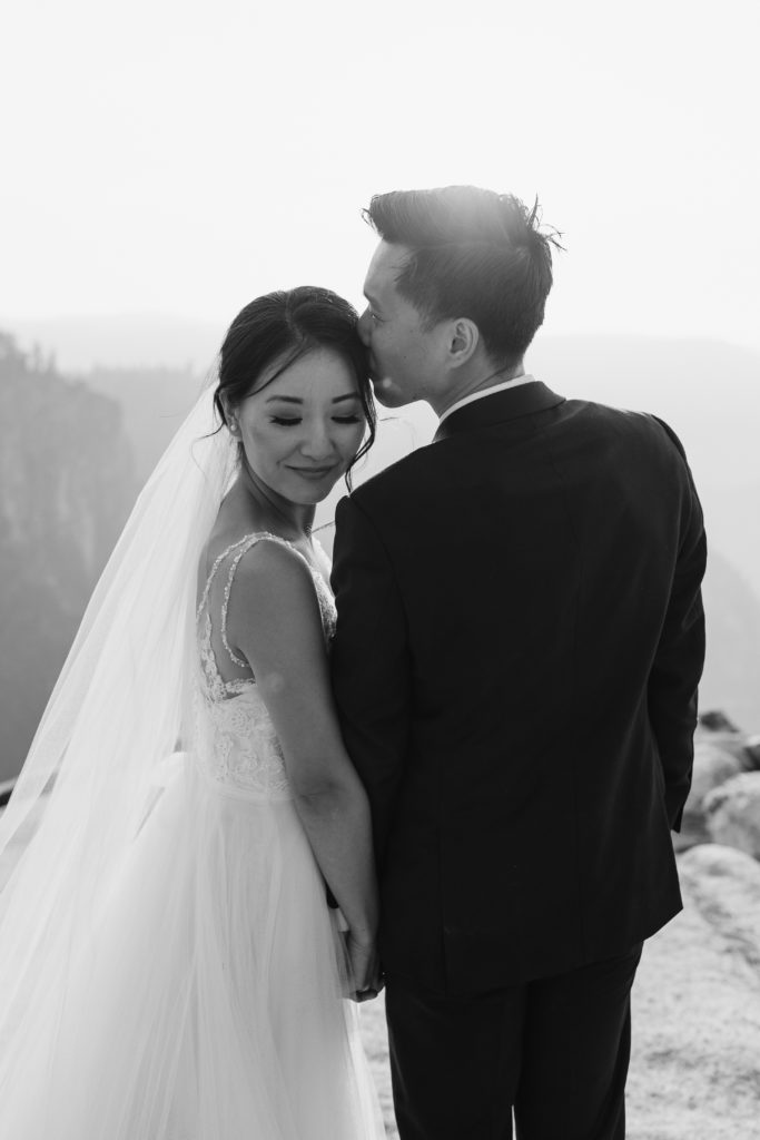 black and white photo of bride and groom, Taft Point elopement, Yosemite Elopement, Glacier Point Elopement, best places to elope in california, northern california elopement, Rachel Christopherson Photography