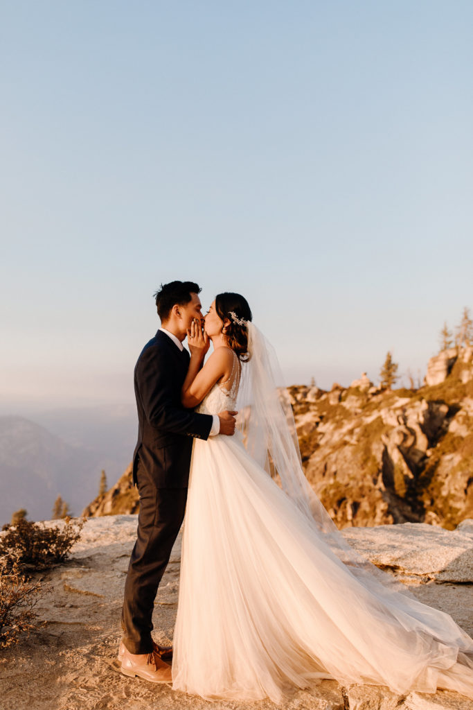 bride and groom sunset photos, Taft Point elopement, Yosemite Elopement, Glacier Point Elopement, best places to elope in california, northern california elopement, Rachel Christopherson Photography