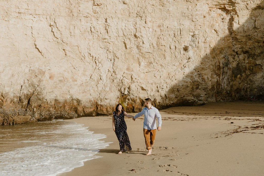 Santa cruz engagement photos, santa cruz wedding photographer, Santa cruz engagement, big sur engagement photos, california coastal engagement, best places for engagement photos in northern california, northern california engagement photos, shark fin cove, shark fin cove engagement photos, what to wear for engagement photos, Rachel Christopherson Wedding Photography