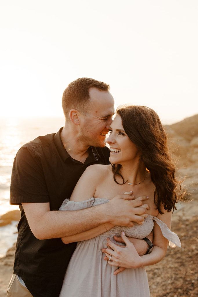 Fort Bragg-Mendocino-Northern CA-Nor Cal-engagement photos-coastal cliffs-ocean engagement photos-what to wear for engagement photos-golden hour-cliffside engagement photos