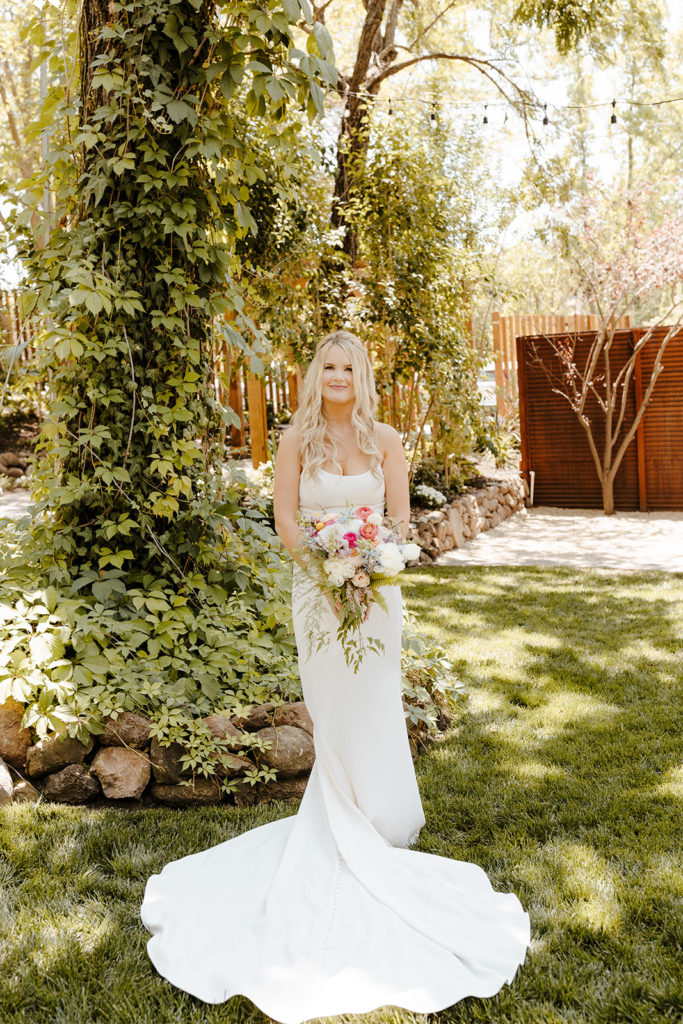 Rachel Christopherson Photography-Sacramento Garden Wedding-Rustic Wedding-Summer Wedding-Northern California-Nor Cal-Bride-Bridal Bouquet-Bridal Portrait Shots