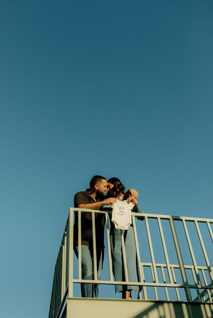 couple looking at each other during their photoshoot