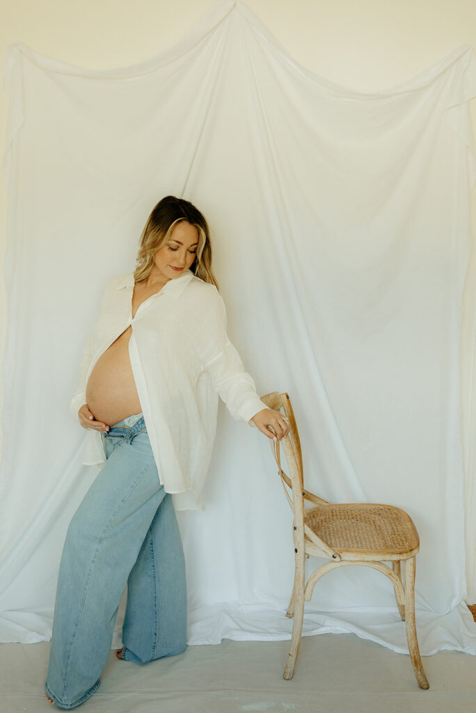 Timeless In-Home Maternity Session