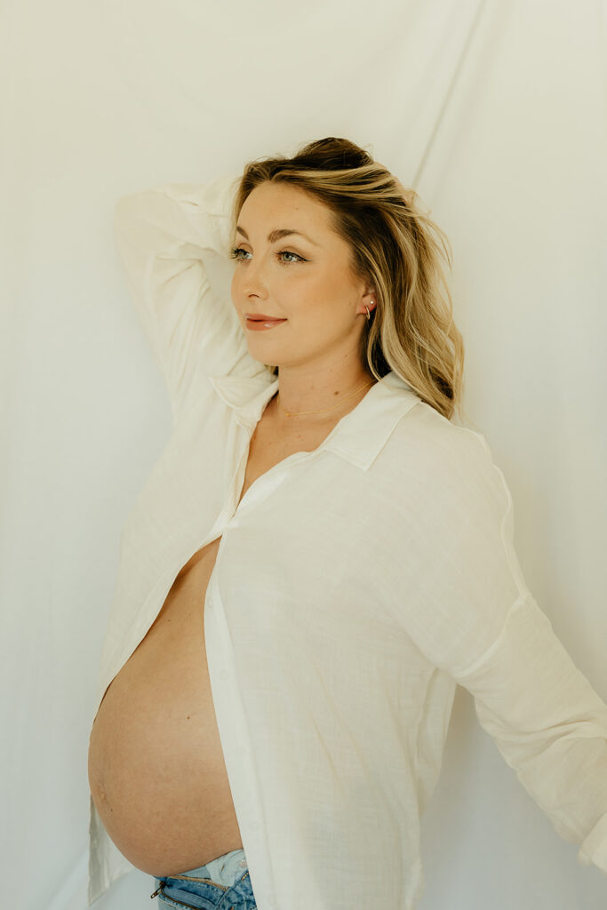 Timeless In-Home Maternity Session