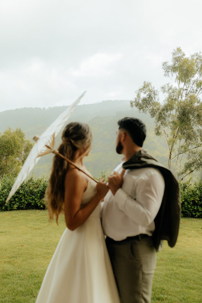 stunning bride and groom at their photoshoot