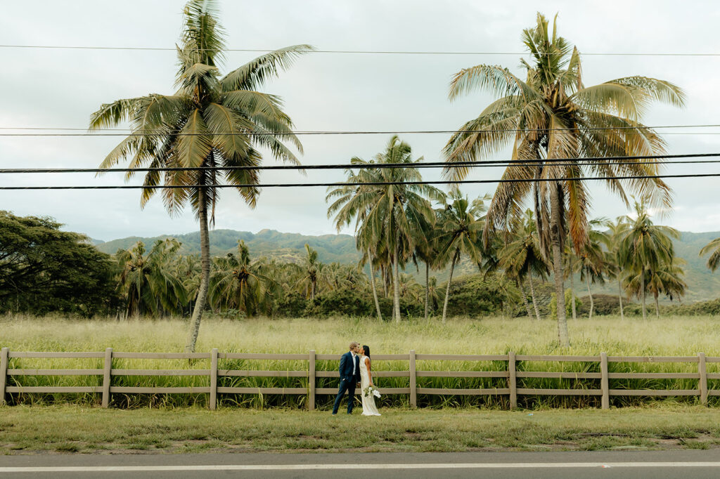 Intimate and Chic Sunrise Elopement in Oahu